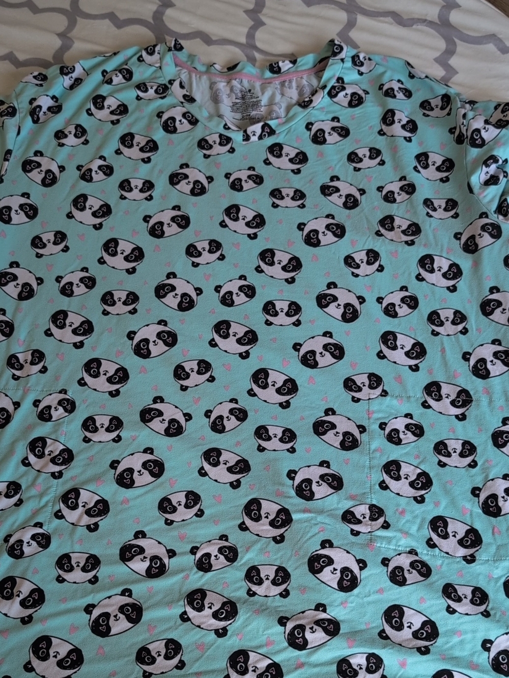 Rene Rofe Mint Panda Print Pajama Top with Pink Hearts